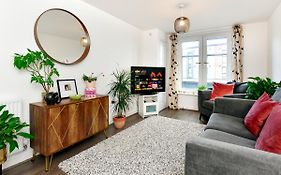 Pass The Keys Cosy 2 Bedroom Apartment In Barry With Parking